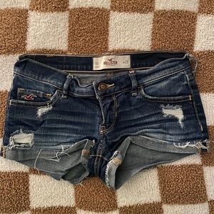 Hollister Size 00 Low Rise Shorts